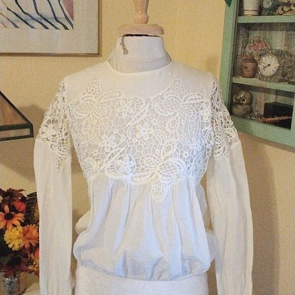 Abercrombie & Fitch Cotton Lace Peasant Blouse - Picture 2 of 10